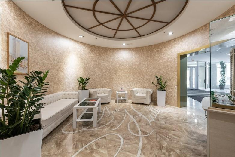 Lobby & Reception